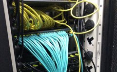 機(jī)房服務(wù)器機(jī)柜的用途和功能_網(wǎng)絡(luò)機(jī)柜服務(wù)器